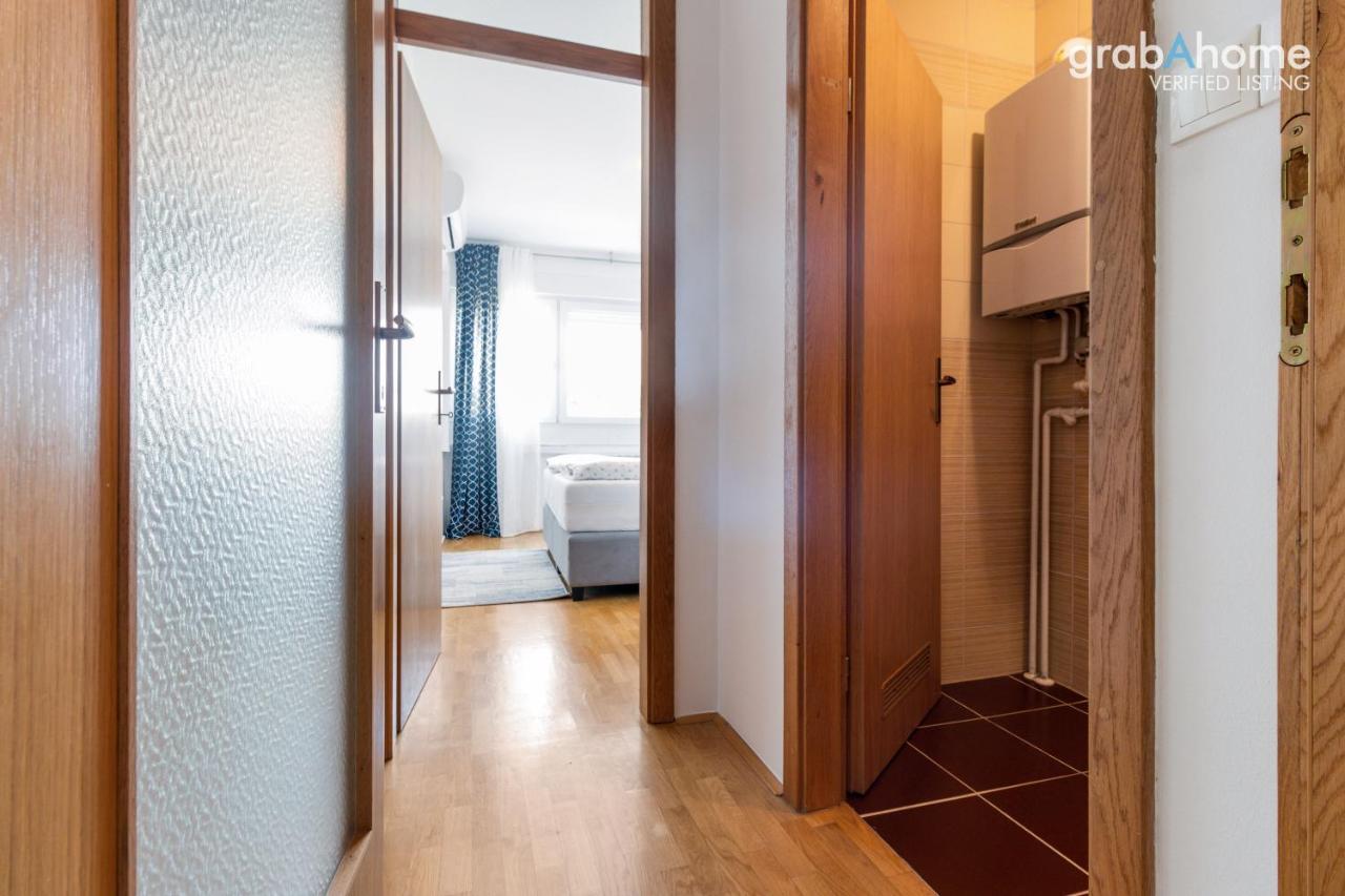 Crosspoint Zagreb Apartamento Exterior foto