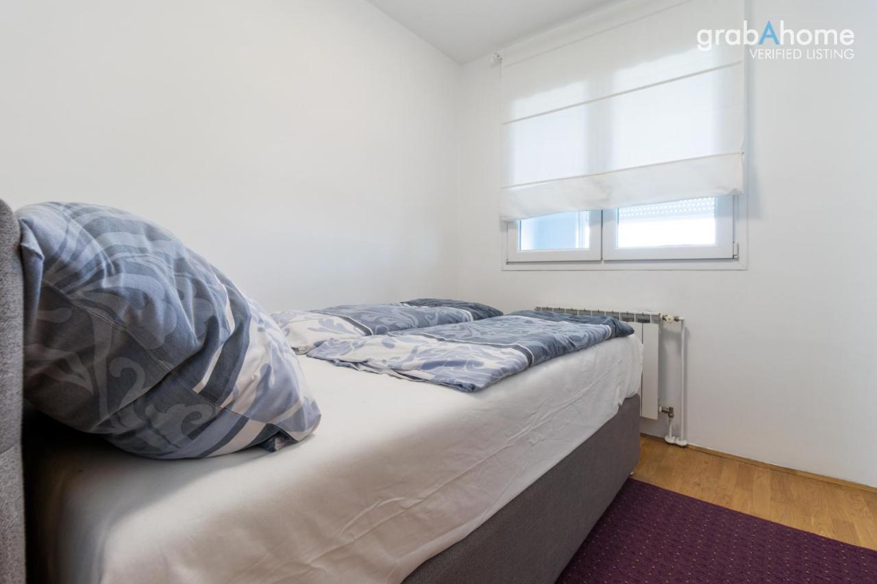 Crosspoint Zagreb Apartamento Exterior foto